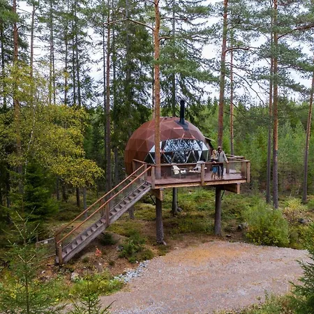 Treehouse Dome * Vidnes