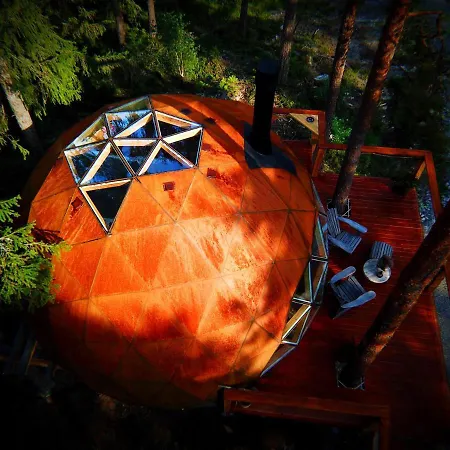 Treehouse Dome * Vidnes